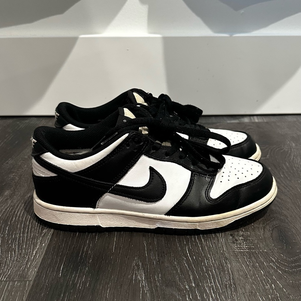 Nike Dunk Low Pandas